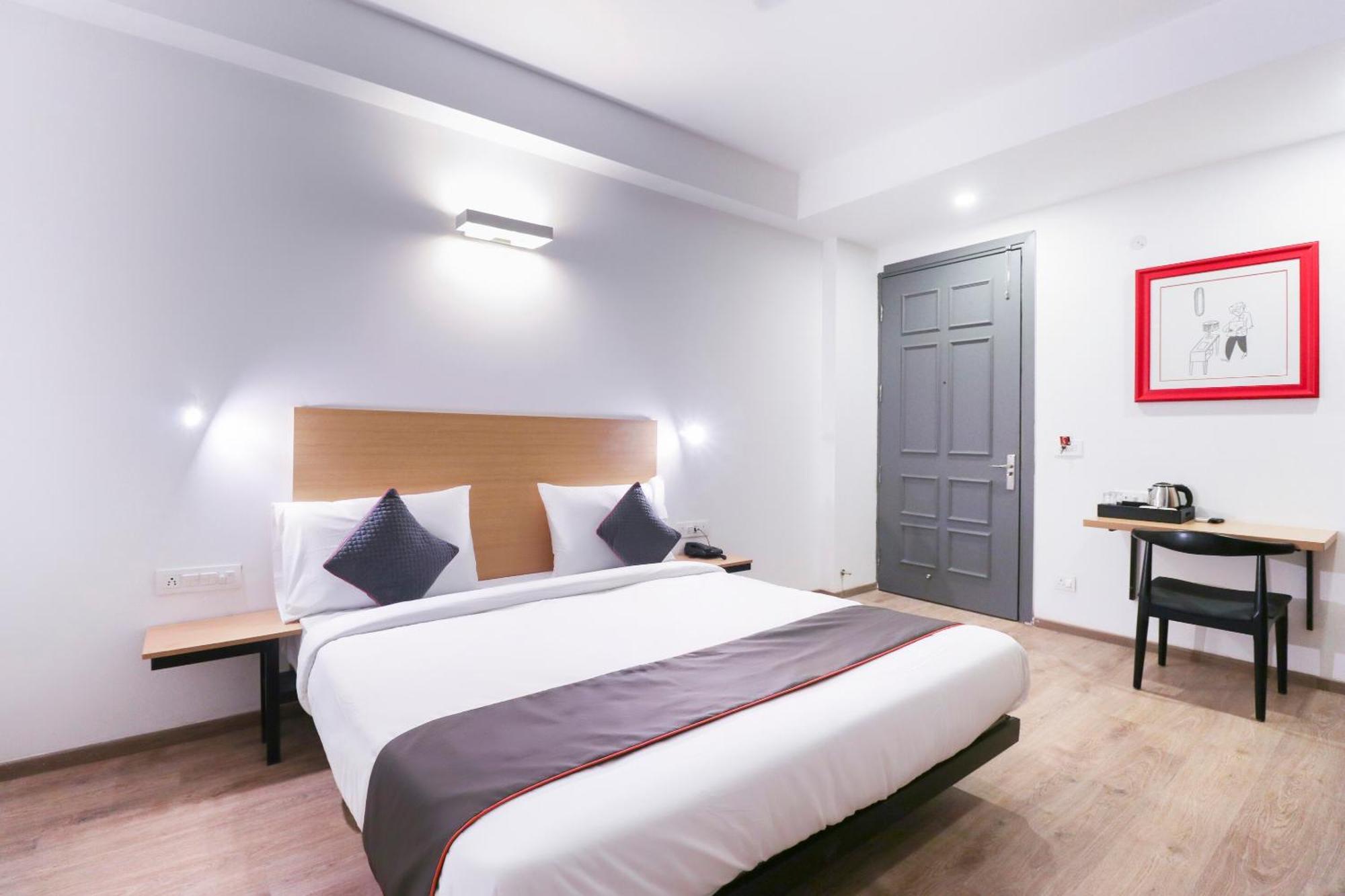 Hotel Townhouse Noida Sector 71 Near Iskcon Temple Noida Indirapuram Exterior foto