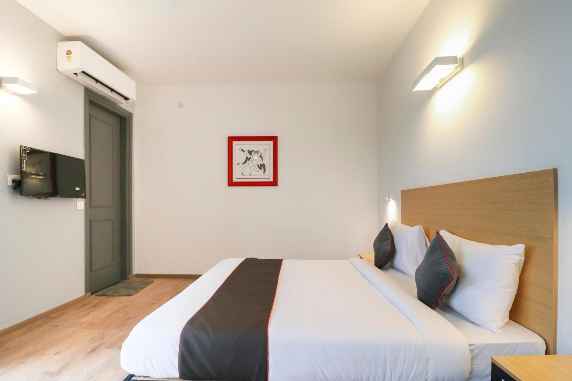 Hotel Townhouse Noida Sector 71 Near Iskcon Temple Noida Indirapuram Exterior foto
